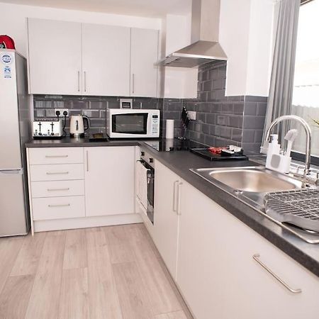 Maisy Lodge - Two Bed Lux Flat - Parking, Netflix, Wifi - Close To Blenheim Palace & Oxford - F2 Кидлингтон Экстерьер фото