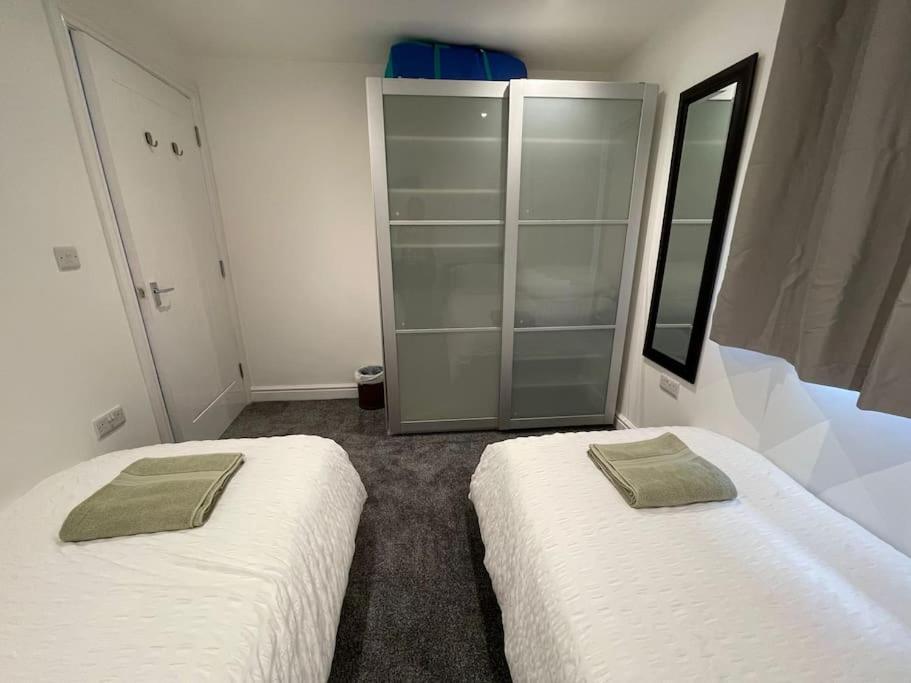 Maisy Lodge - Two Bed Lux Flat - Parking, Netflix, Wifi - Close To Blenheim Palace & Oxford - F2 Кидлингтон Экстерьер фото